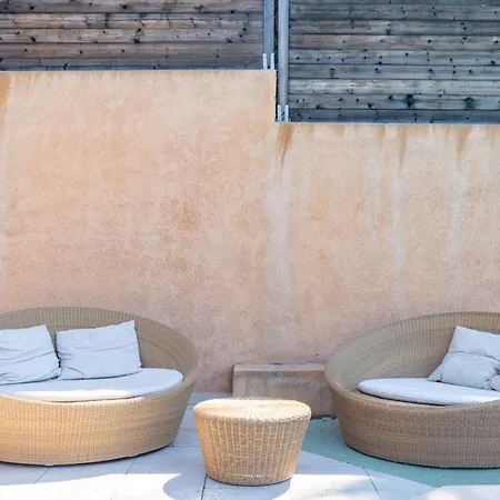 Entre Amie & Guest house 3*