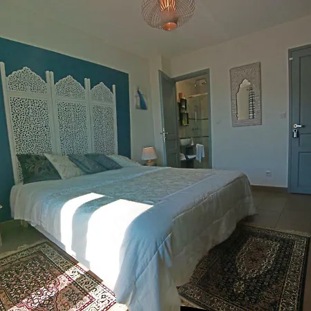 Entre Amie & Guest house 3*