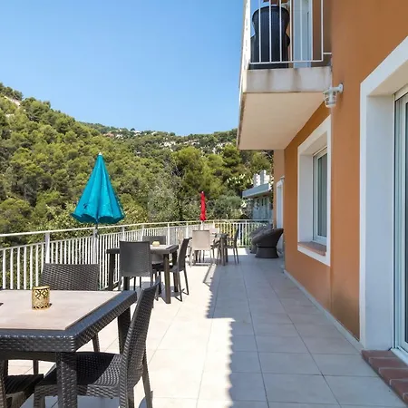 Guest house Entre Amie & Cantaron